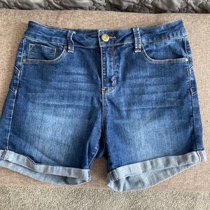 Great condition Jean shorts
